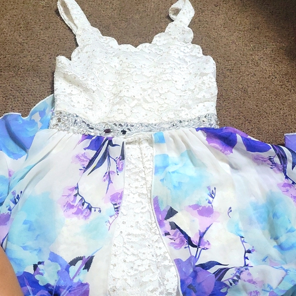 Girl dress